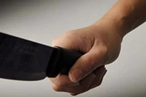 Ghen, chém người tình của vợ trọng thương