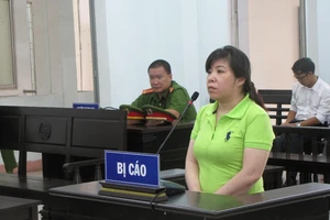 Nữ kế toán biển thủ hàng trăm triệu đồng hầu tòa