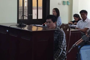 Bị cáo được ngồi khai suốt phiên tòa