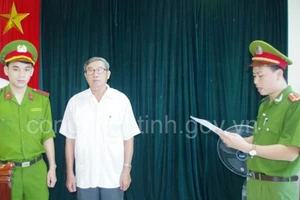 Khởi tố ba nguyên cán bộ gây thất thoát hàng chục tỉ đồng 