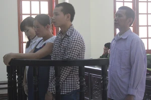 Chú bán cháu gái qua Trung Quốc lấy 100 triệu đồng