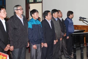 Làm thất thoát hơn 10 tỉ đồng vì... 'thương dân'