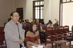 Chưa tuyên án vụ doanh nghiệp kiện Sở GD&ĐT Nghệ An