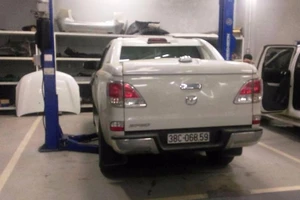 Xử vụ khách hàng đòi bảo hành xe Mazda BT 50 