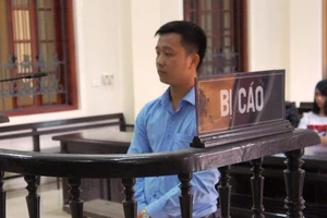 Tù treo cho giám đốc đưa 7 người trốn đi Hàn Quốc