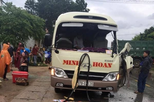 Cận cảnh tai nạn thương tâm làm 6 người tử vong