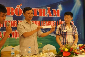 20 cầu thủ chuyên nghiệp tham gia giải Vinh League 2017