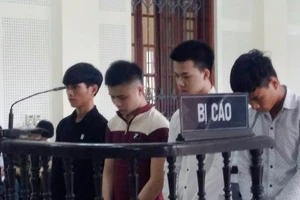 Đâm chết người vì nghi trêu ghẹo bạn gái