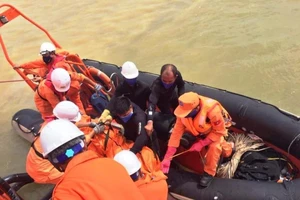 Phát hiện thêm thi thể trong tàu VTB 26