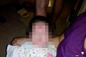 Bé gái 3 tháng tuổi bị bỏ rơi cùng bức thư trong túi