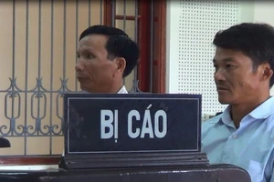 Hai công an viên nhận hối lộ 13 triệu hầu tòa