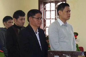 Thoát án tử hình nhờ phát hiện 2 bị can định tự tử 