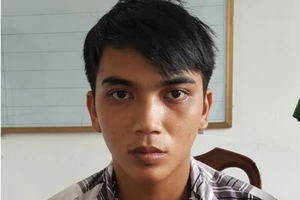 Tài xế hất văng CSGT lãnh tổng cộng 10 năm tù