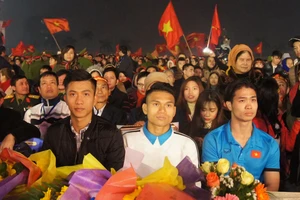 Văn Đức, Công Phượng, Xuân Mạnh nói gì khi về quê nhà?