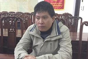 2 kẻ buôn ma túy rút dao chống trả cảnh sát quyết liệt