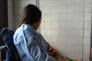 Sở chưa báo chi tiết cô giáo quỳ xin lỗi học sinh