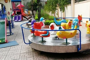 Cô giáo bị bắt quỳ yêu cầu xử lý cả hành vi làm nhục