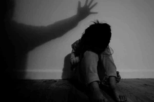 Khởi tố thanh niên giao cấu với nữ sinh lớp 9