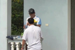 1 trung tá công an tử vong trên xe khách