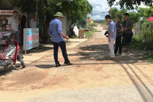 Đuổi đánh người trên đường, bị đâm chết