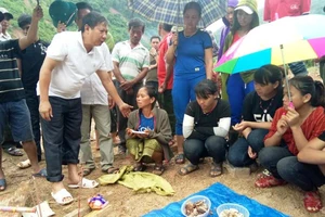 Vụ lũ cuốn trôi nhà, cha tử vong: Tìm thấy thi thể con