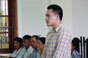 Bị đâm chết vì trả nợ mà để tiền... trên bàn 