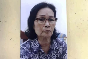 'Nổ' quen lãnh đạo bộ, cựu nữ phát thanh viên lừa tiền tỉ