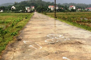 Tông chết 1 phụ nữ rồi bỏ trốn