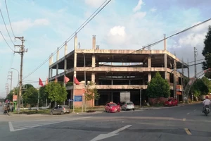 Tòa nhà 3 tầng ngân hàng xây 'lụi' thành tài sản công 