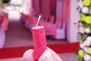 Đốt pháo mừng cưới, 4 người bị khởi tố