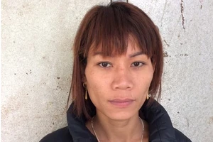 Cô gái 20 tuổi từ Trung Quốc về quê tố cáo kẻ buôn người 