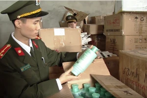 Người đàn ông bị phạt 70 triệu vì buôn mỹ phẩm làm đẹp lậu