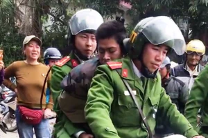 Người đàn ông đi hơn 300km để cướp túi của cô gái đi xe SH