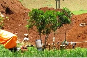 Kinh hoàng: 3 người tử vong khi đào mỏ tìm thiếc
