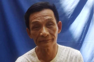 Khởi tố thầy bói phán 'dưới nhà có kho báu 21 mâm vàng'