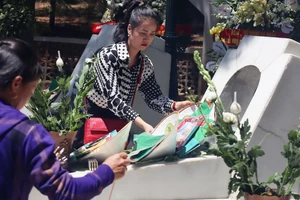 Hà Tĩnh giải thích về lễ thắp hương thờ cúng Liệt sĩ gần 5 tỉ