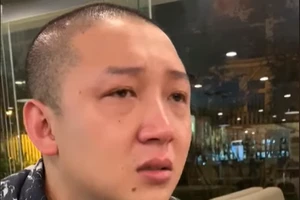 Khởi tố ông bố mua dâm cô gái 16 tuổi, nói con bị xâm hại 