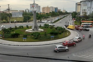 Chợ đêm đầu tiên ở TP Vinh bắt đầu hoạt động