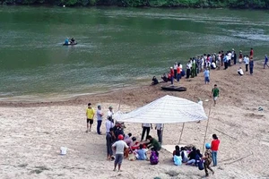 3 học sinh tử vong, mất tích dưới sông Ngàn Sâu