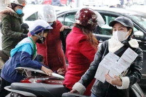 Nghệ An dừng các lễ hội, yêu cầu dân đeo khẩu trang