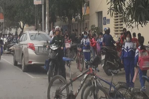 Hà Tĩnh cho 700 trường nghỉ học, Nghệ An vẫn học bình thường 