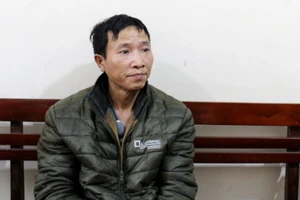 Thủ bom xăng để đốt khi vận chuyển ma túy