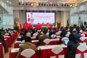 Nghệ An: Hoãn họp bầu chủ tịch tỉnh, cách ly một số cán bộ