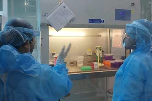 Hà Tĩnh thông tin về việc mua máy xét nghiệm COVID-19