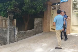 Học sinh lớp 5 tử vong: Tranh cãi bức tường đổ là của ai