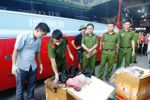 Nội tạng và thịt chó hôi thối suýt lên bàn nhậu