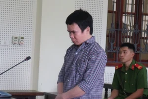 Gây án mạng sau khi chứng minh chiếc máy cày... khỏe