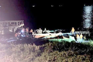 Nổ súng giành sông để đánh cá, 2 người thương vong