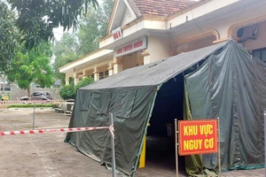 Lịch trình chồng chăm vợ ở Hà Nội về quê dương tính COVID-19