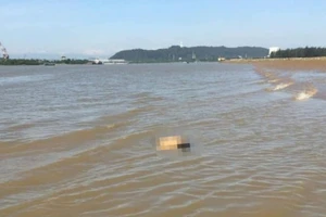 Phát hiện thi thể nam thanh niên trôi trên sông Lam 